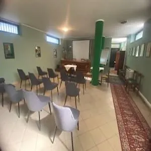 Hotel La Delle Betulle And Restaurant Santa Vittoria dʼAlba