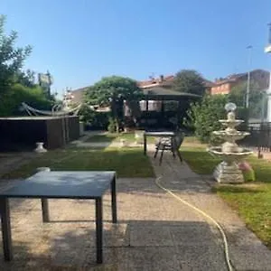Hotel La Delle Betulle And Restaurant Santa Vittoria dʼAlba
